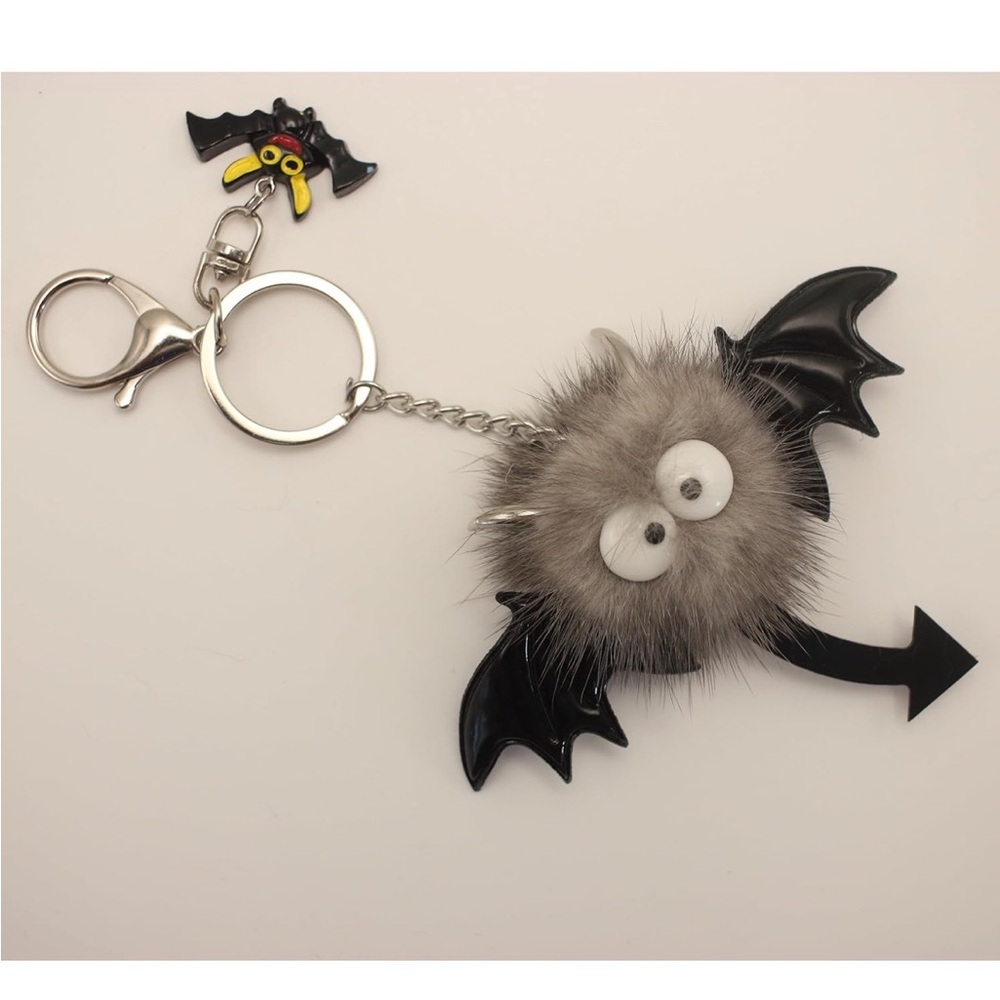 π¦NEW Bat Fluffy Pom Pom Bag Charm/ Keychain Googly Eyes Brown Cute Goth Spooky - Picture 3 of 6
